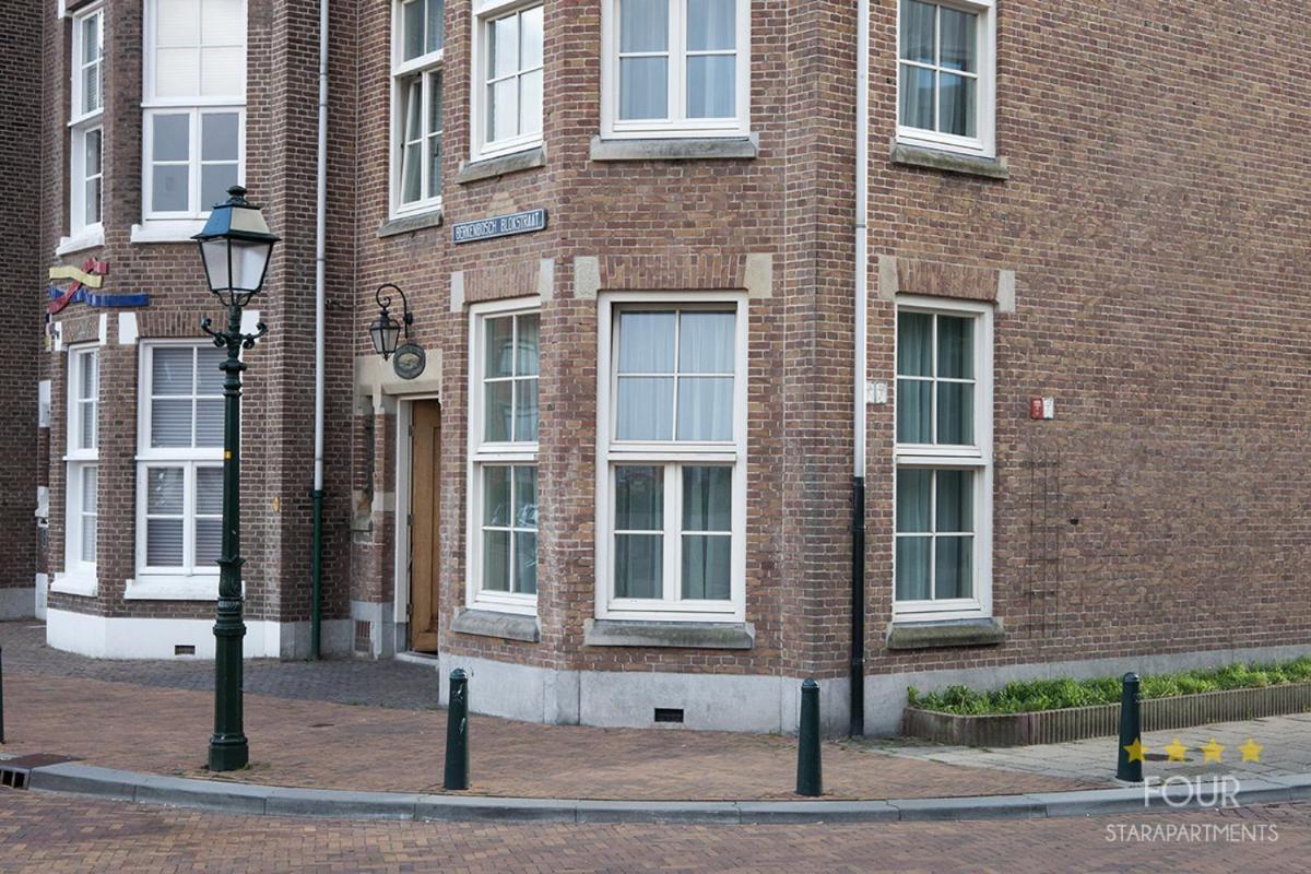 Four Star - Berkenbosch Blokstraat Den Haag